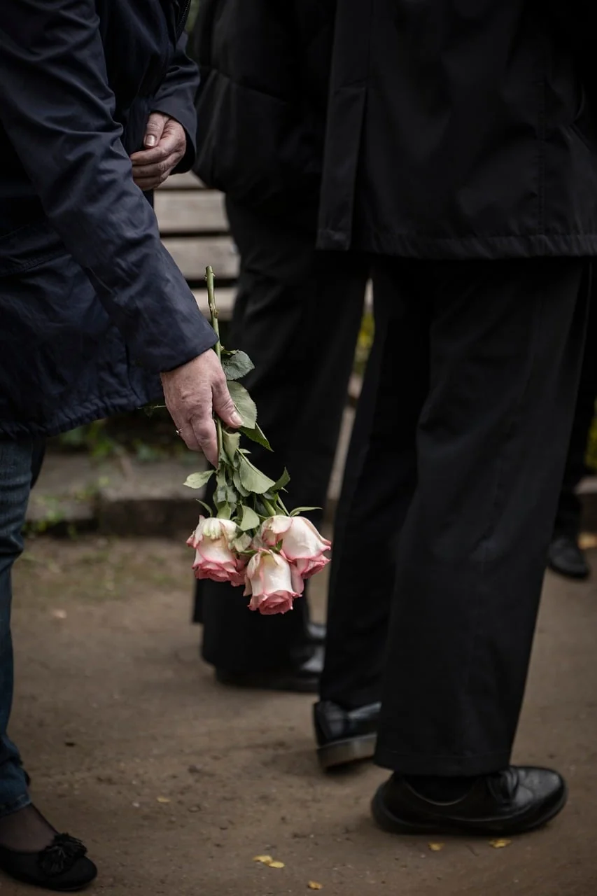 Upominek dla współpracownika z okazji odejścia z pracy.